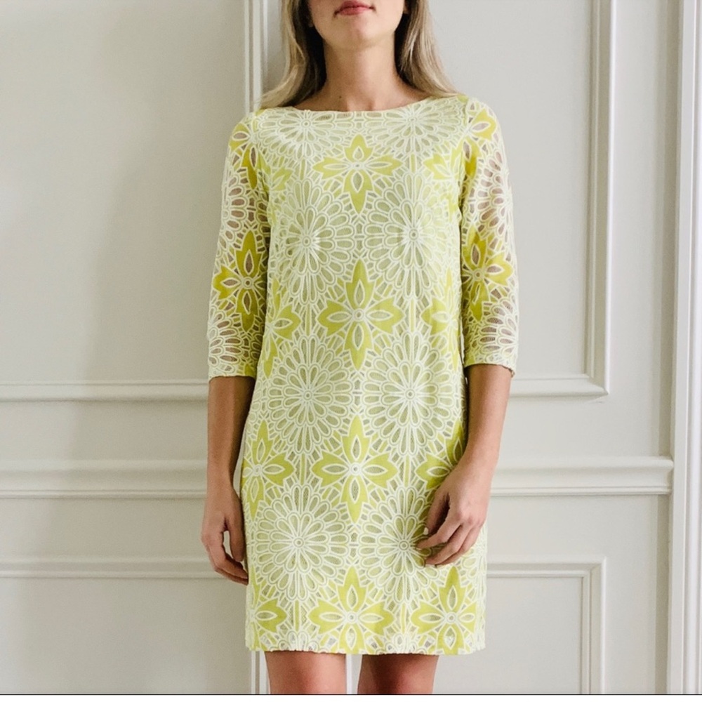 BELLE BY BADGLEY MISCHKA size 4 Floral Mesh Lace Sheath Dress Yellow Lime 🤩